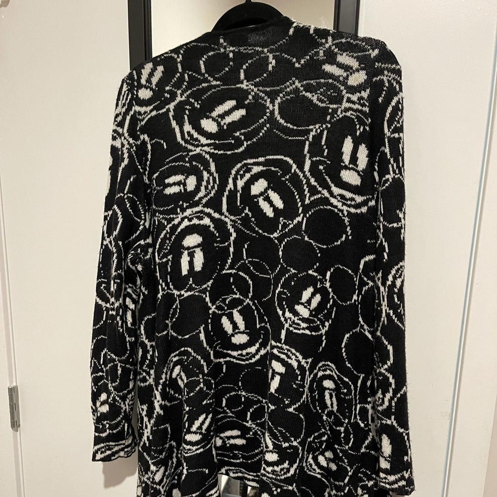 Torrid Mickey Mouse size 2 Cardigan